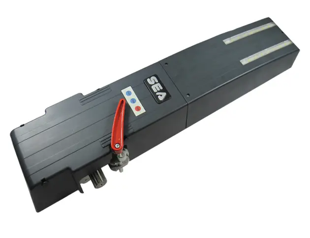 Erg 24V basculante maxi con cuadro incorporado, 10 m2 / 30 usuarios